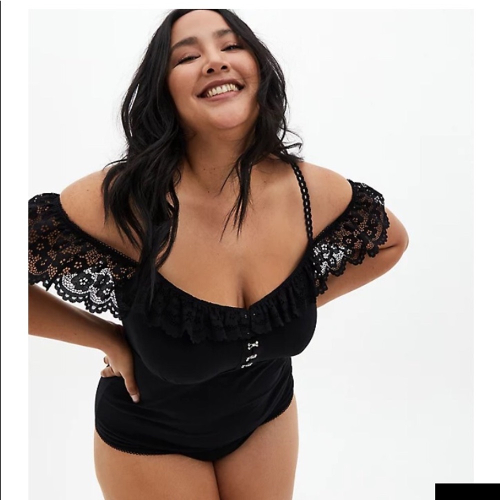 Torrid "Curves" Bodysuit 2X NWT